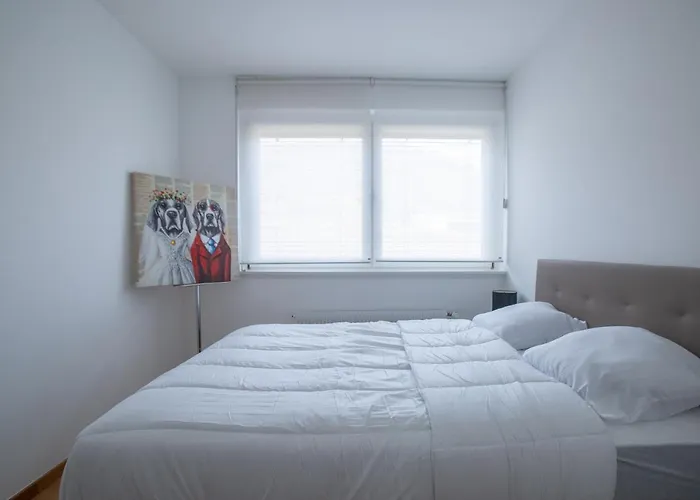 Les Deux Belettes Apartment *